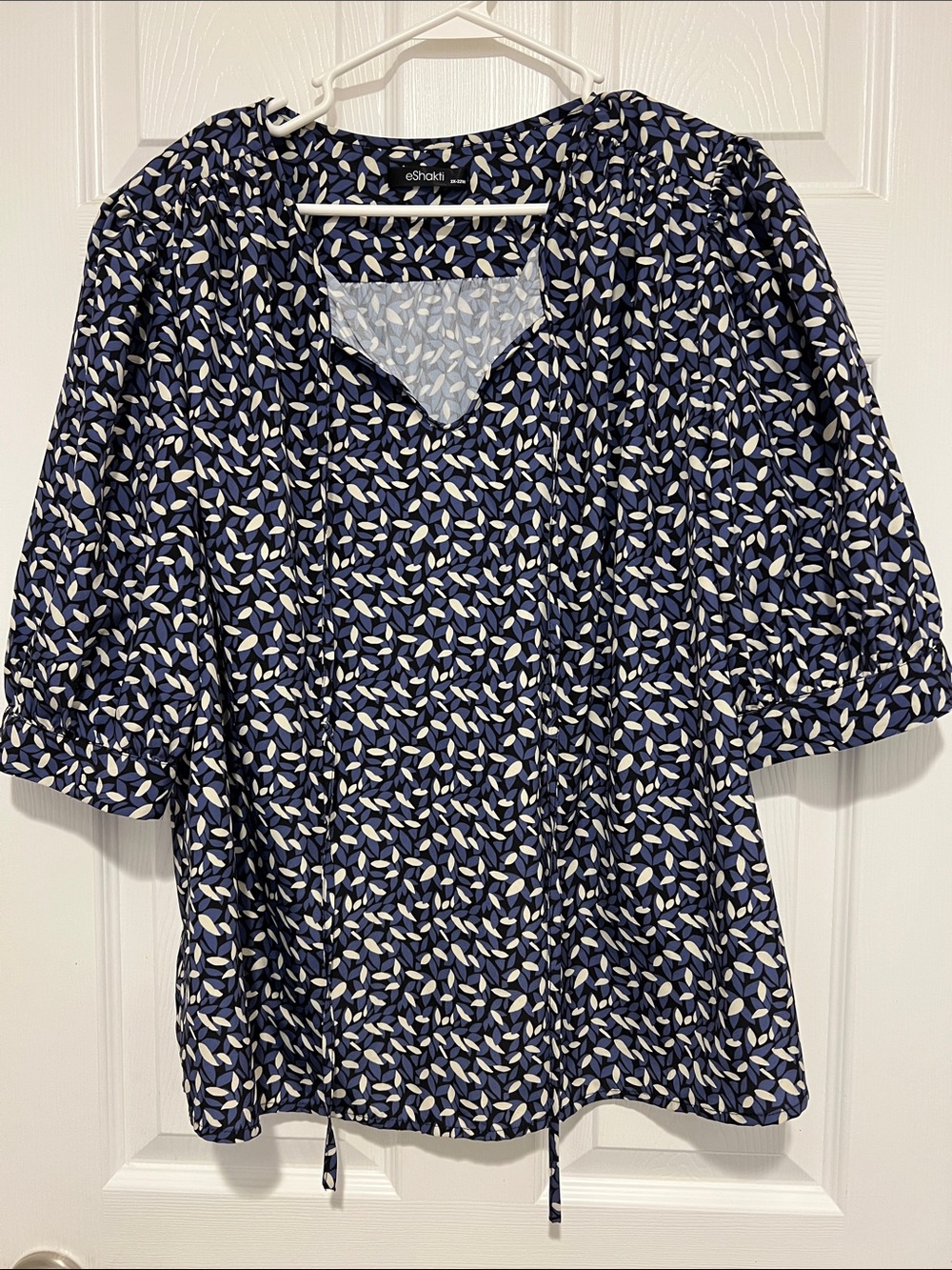 eshakti Navy and White Leaf-Print V-Neck Blouse